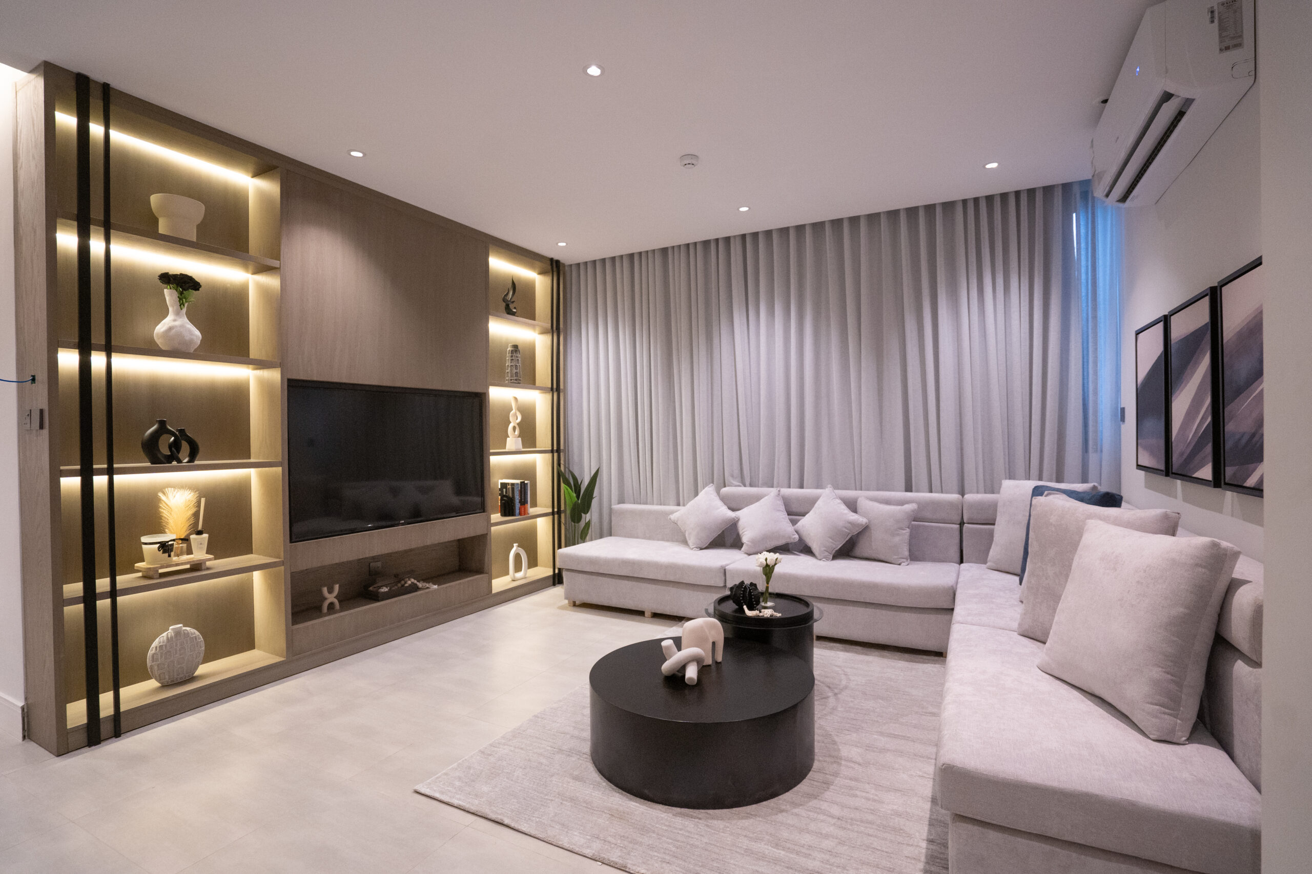 شقق الملقّا